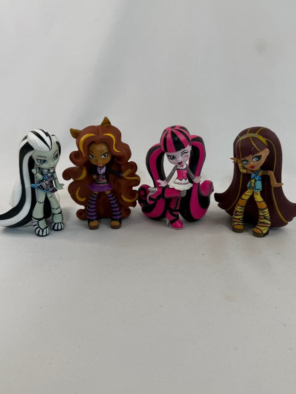 4 Monster High Collectible Vinyl Figures 2014 Draculara, Frankie Stein #4162